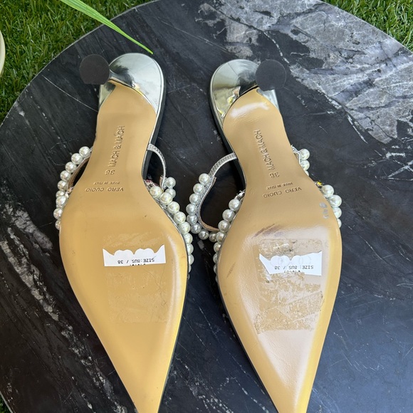 Mach & Mach PVC
Visit
Diamond of Elizabeth Mules size 38 - Picture 11 of 16